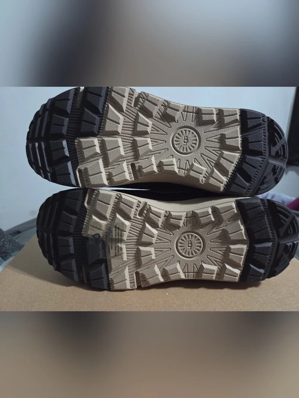 NEW- UGG -UGG Arren Weather - Girls' Grade School size 5